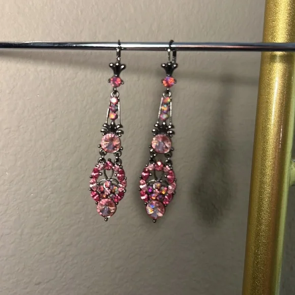 Pink jewels black metal clasp dangle earrings sparkly costume jewelry hang 3” - Picture 12 of 17